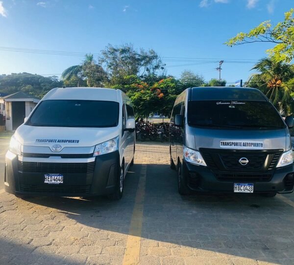Cars for travelling Roatan