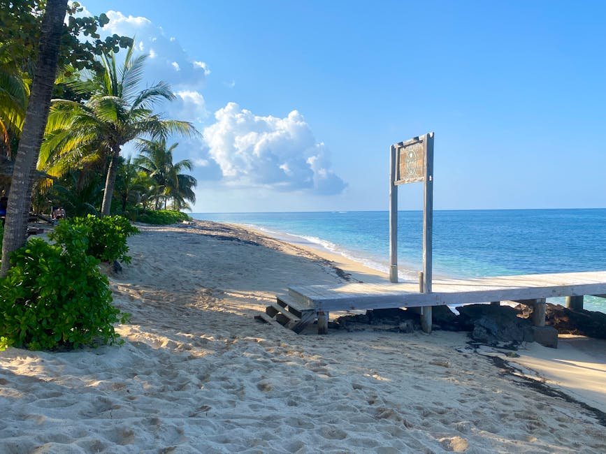 Why West Bay Beach in Roatan, Honduras Should Be Your Next Tropical Getaway